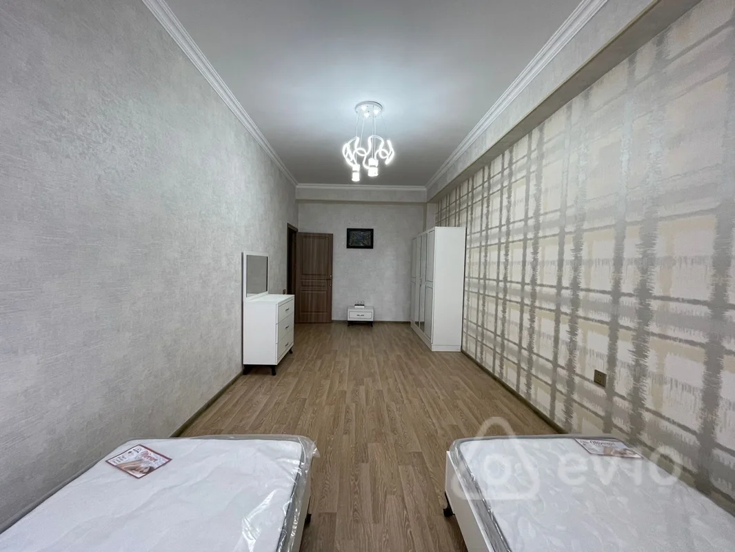 3 otaqlı mənzil, 120 m², Qarabağ küçesi. — kirayə — Mənzil, Bakı (8)