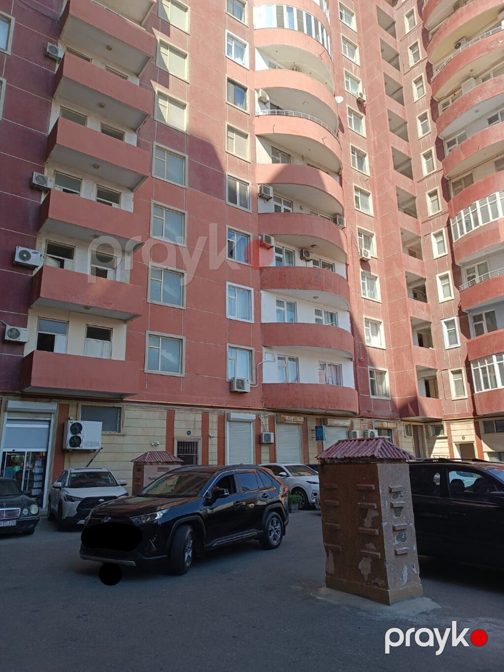 Nərimanov r., Qarabağ küç. 8, Yaşıl bazar və Şərq bazarının — Garaj, Bakı (5)