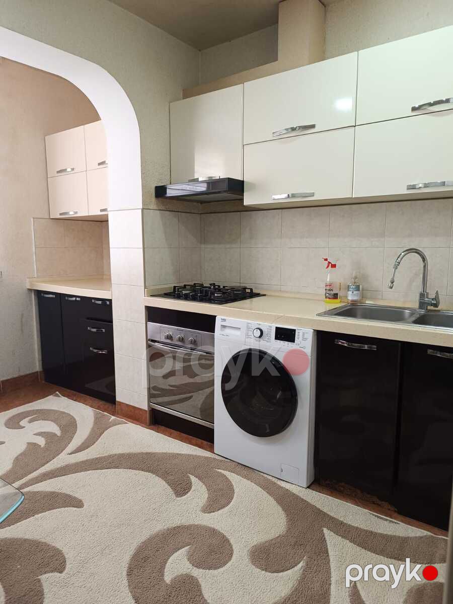 İcarəyə verilir 4 otaqlı köhnə tikili 135 m² — Mənzil, Bakı (9)