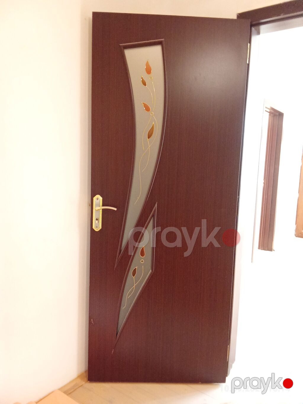 5 ədəd qapı.Problemi goxfur biri 60 manatTaxta daxili qapı – şüşəli — Pəncərələr, qapılar, balkonlar, Digah (5)