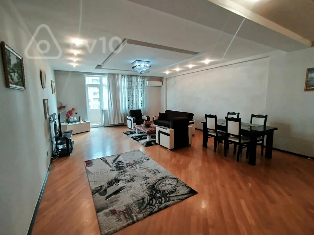 3 otaqlı mənzil, 130 m², Kövkəb Səfərəliyeva küçəsi — kirayə — Bakı
