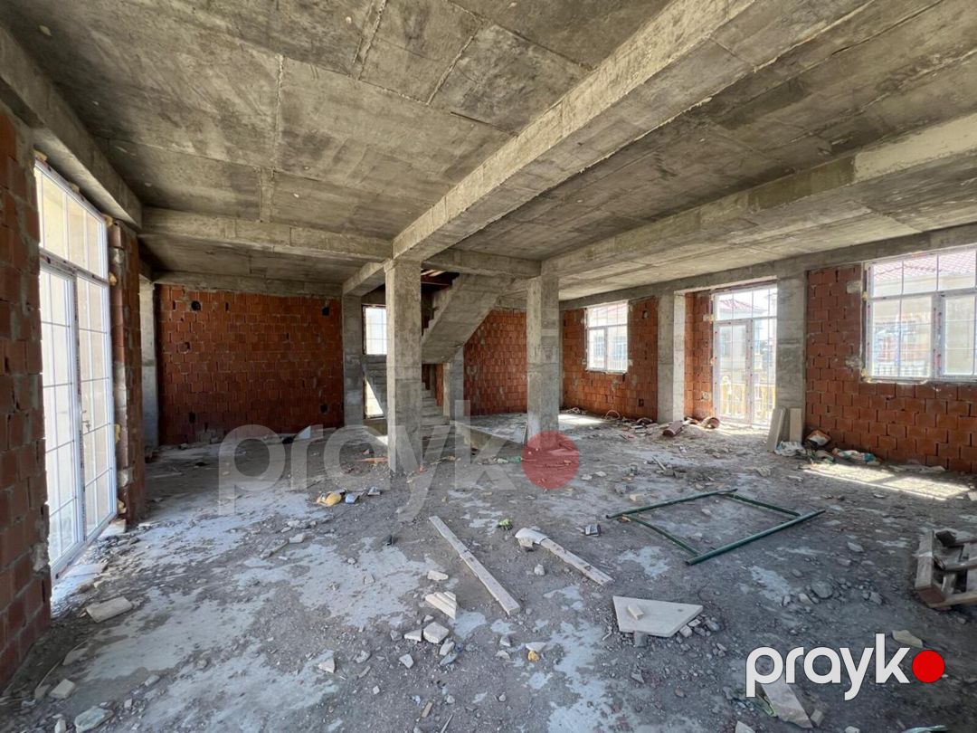 Satılır 6 otaqlı həyət evi/bağ evi 400 m² — Ev, villa, Bakı (9)