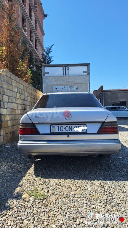 Mercedes 200 E, 2.0 L, 1993 il, 858 550 km — Avtomobillər, Quba (4)