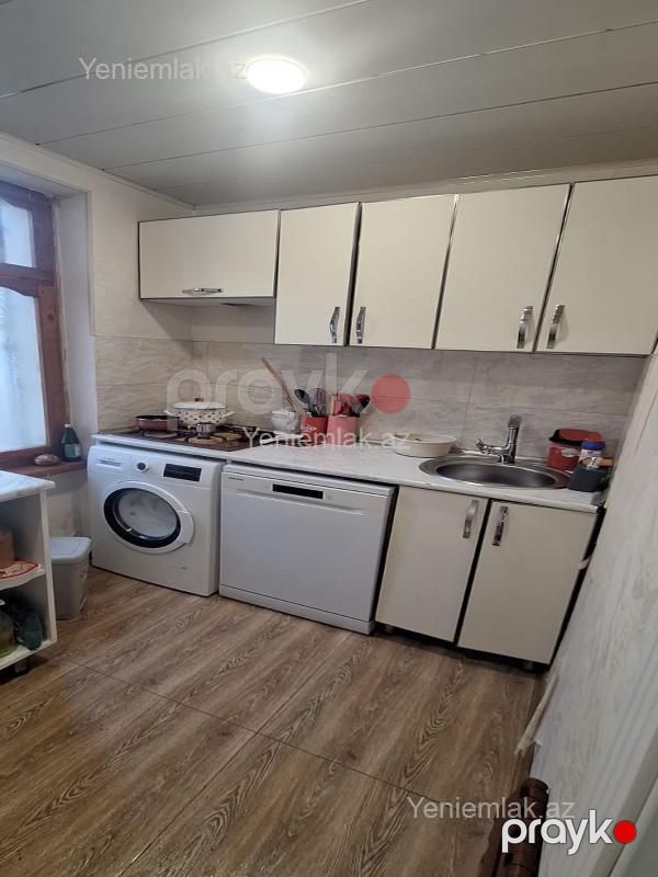 Satılır 3 otaqlı Bina evi menzil (Köhnə tikili), 65 m², 3-cü mikrorayon — Mənzil, Sumqayıt (9)