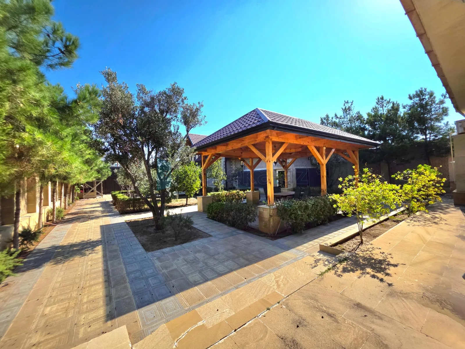 Satılır: 6 Otaq, Bağlar, Xəzər r., Şüvəlan q., 300.00 m² — Ev, villa (4)