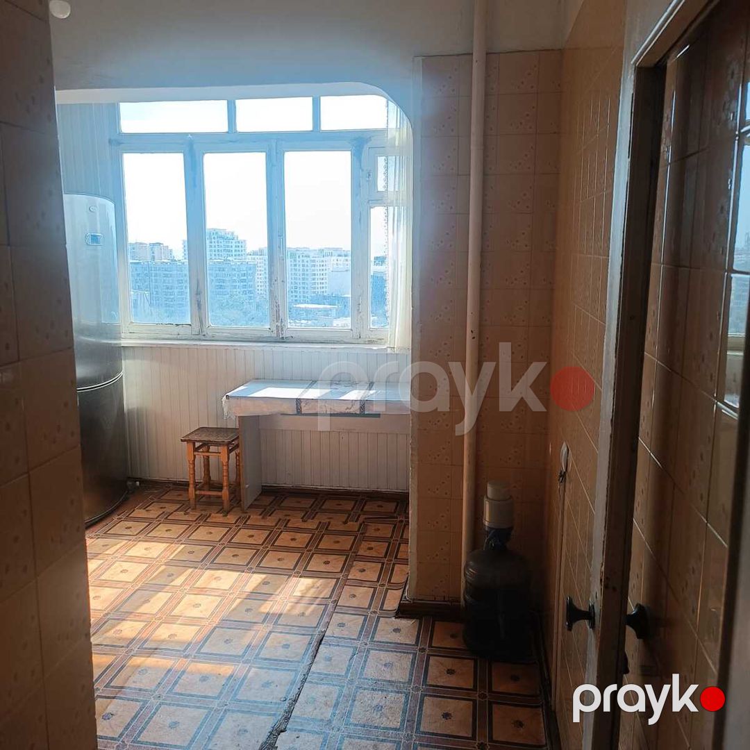 Satılır 2 otaqlı köhnə tikili 65 m² — Mənzil, Bakı (9)