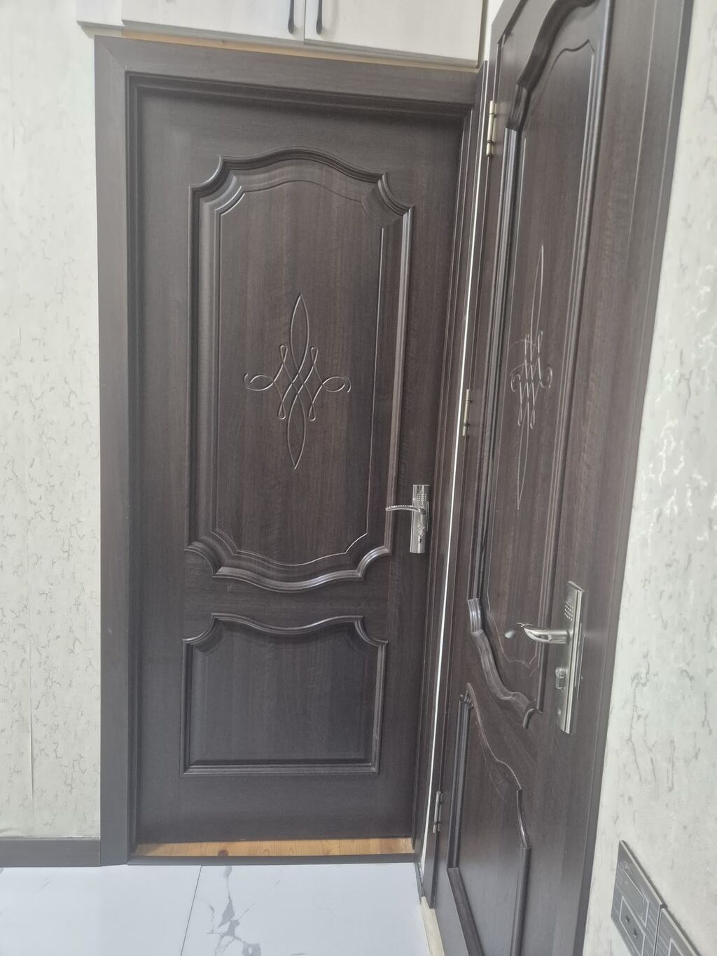 Qapi 4eded 60azn biri Merdekan 4455 leli — Pəncərələr, qapılar, balkonlar, Bakı