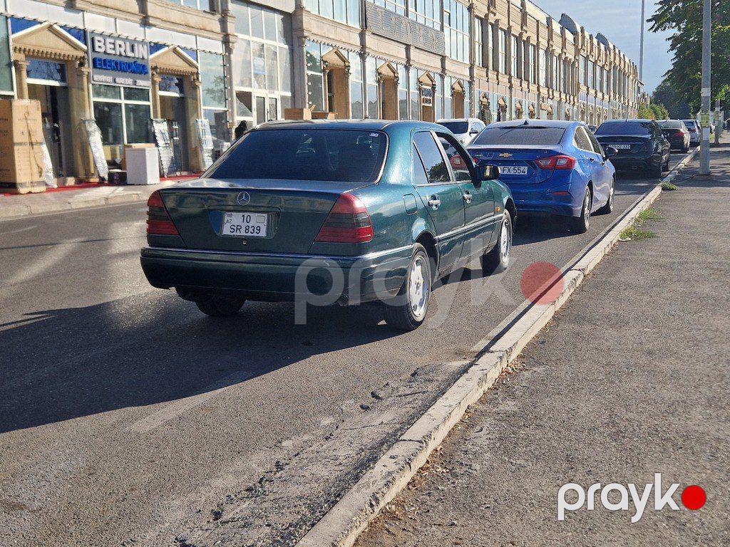 Mercedes C 220, 2.2 L, 1995 il, 256 800 km — Avtomobillər, Bakı (2)