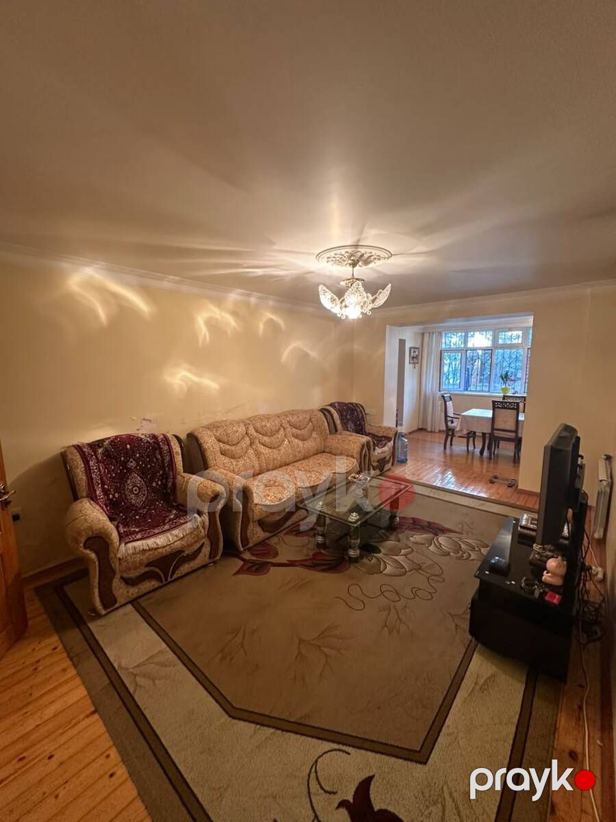 Satılır 6 otaqlı köhnə tikili 150 m² — Mənzil, Bakı (2)