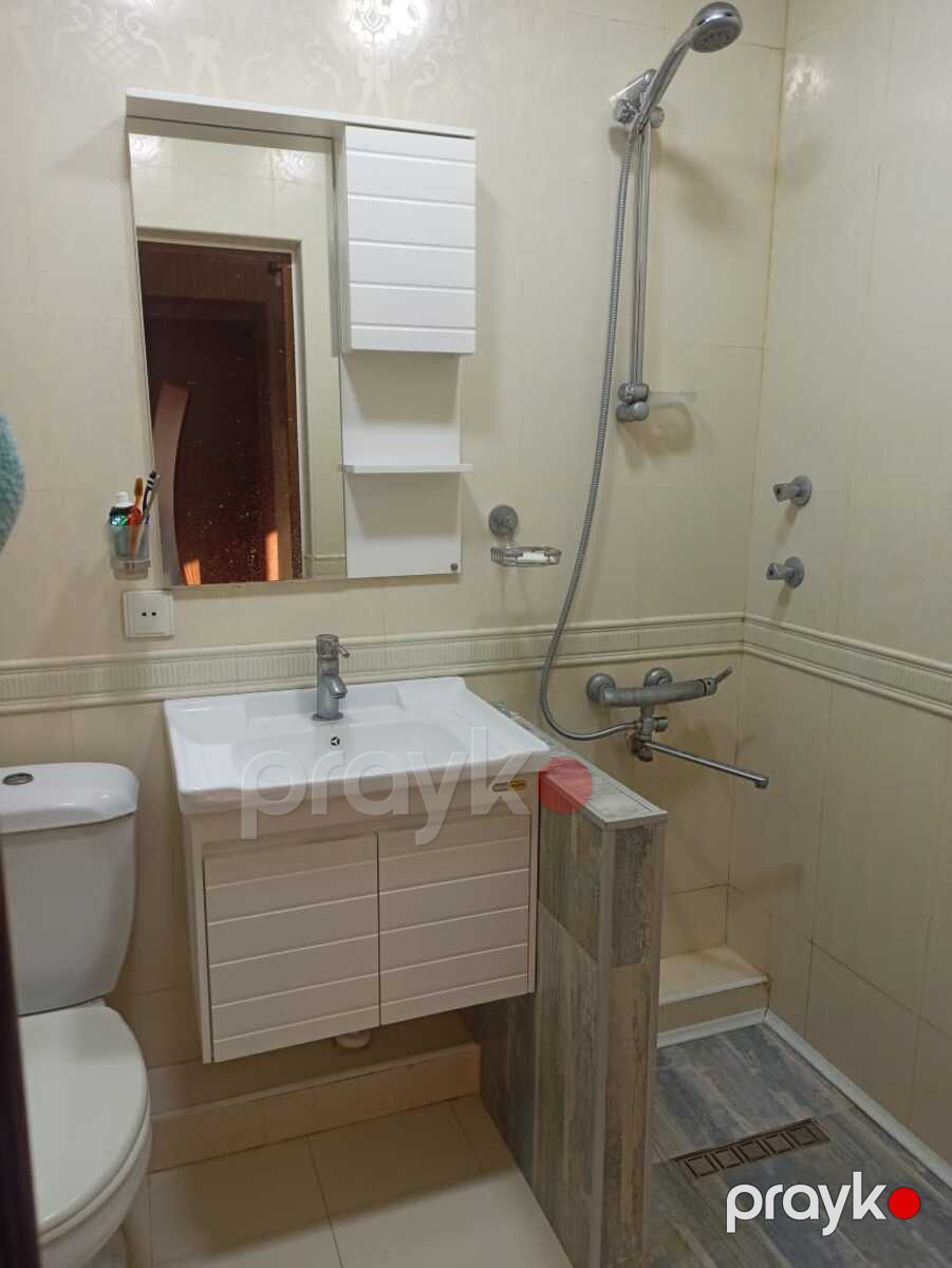 Satılır 4 otaqlı köhnə tikili 120 m² — Mənzil, Bakı (12)