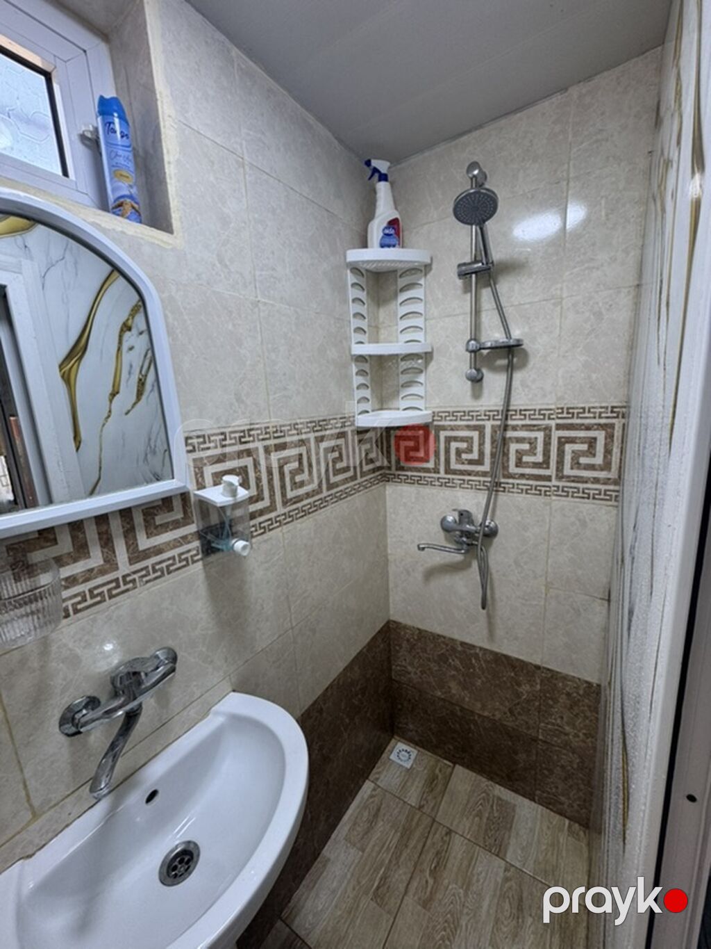 Həyətyanı sahəsi olan kiçik həyət evi - Daş hasarlı bağ sahəsi — Ev, villa, Digah (5)