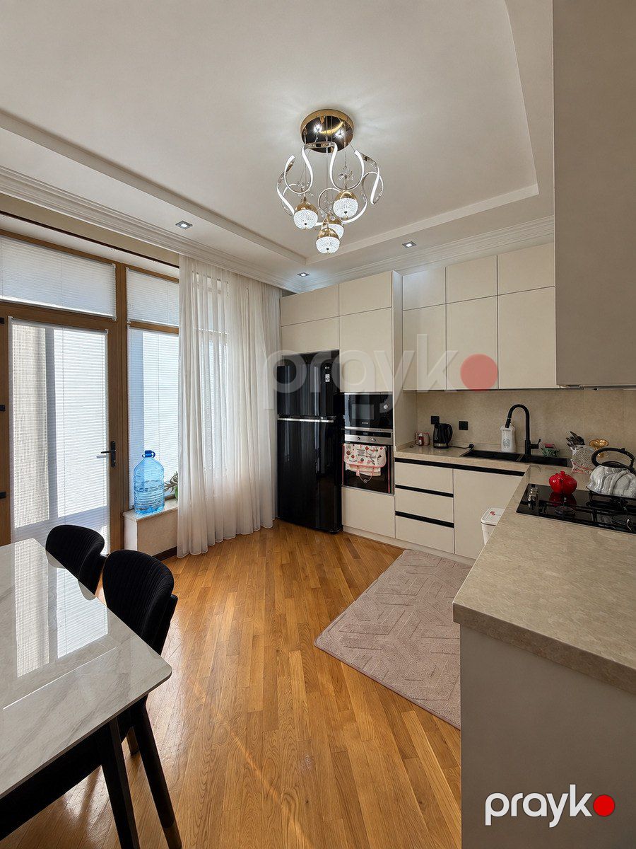 Satılır 4 otaqlı yeni tikili 160 m² — Mənzil, Bakı (10)