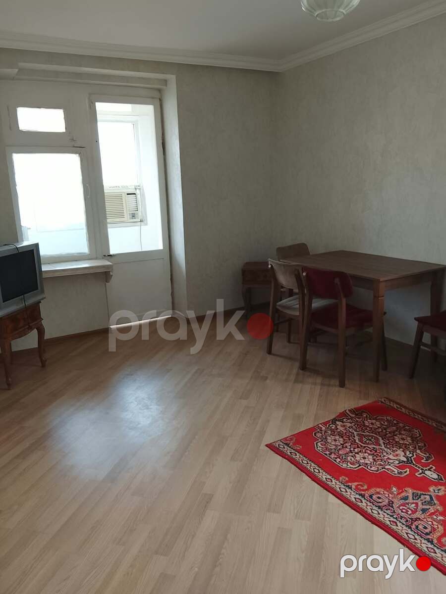 Satılır 1 otaqlı köhnə tikili 35 m² — Mənzil, Bakı (2)