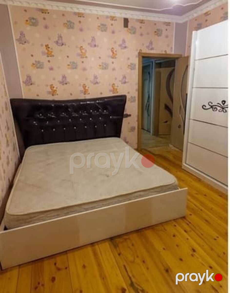Satılır 4 otaqlı köhnə tikili 105 m² — Mənzil, Bakı (3)