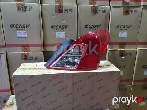 "Nissan Sunny 2012" stop işığı — Bakı