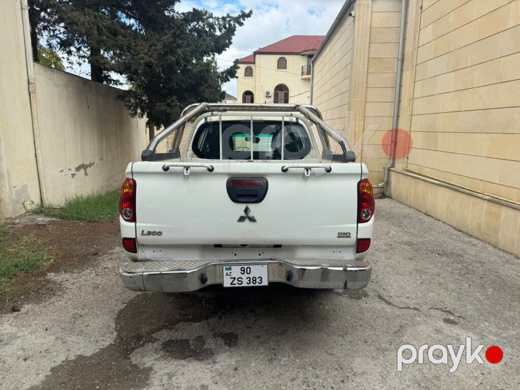 Mitsubishi L200, 2.5 L, 2013 il, 512 000 km — Avtomobillər, Bakı (4)