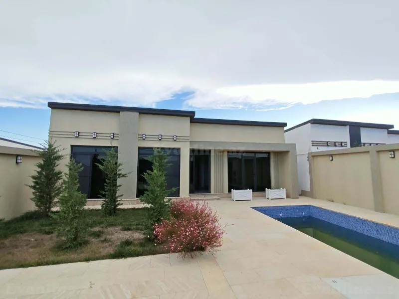 Satılır 4 otaqlı Həyət evi 160 m² Bakı, Xəzər r., Mərdəkan — Bakı