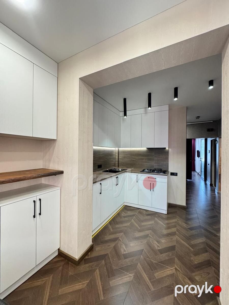 Satılır 2 otaqlı köhnə tikili 65 m² — Mənzil, Bakı (2)