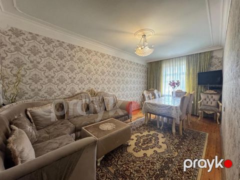 Satılır 3 otaqlı köhnə tikili 78 m² — Bakı