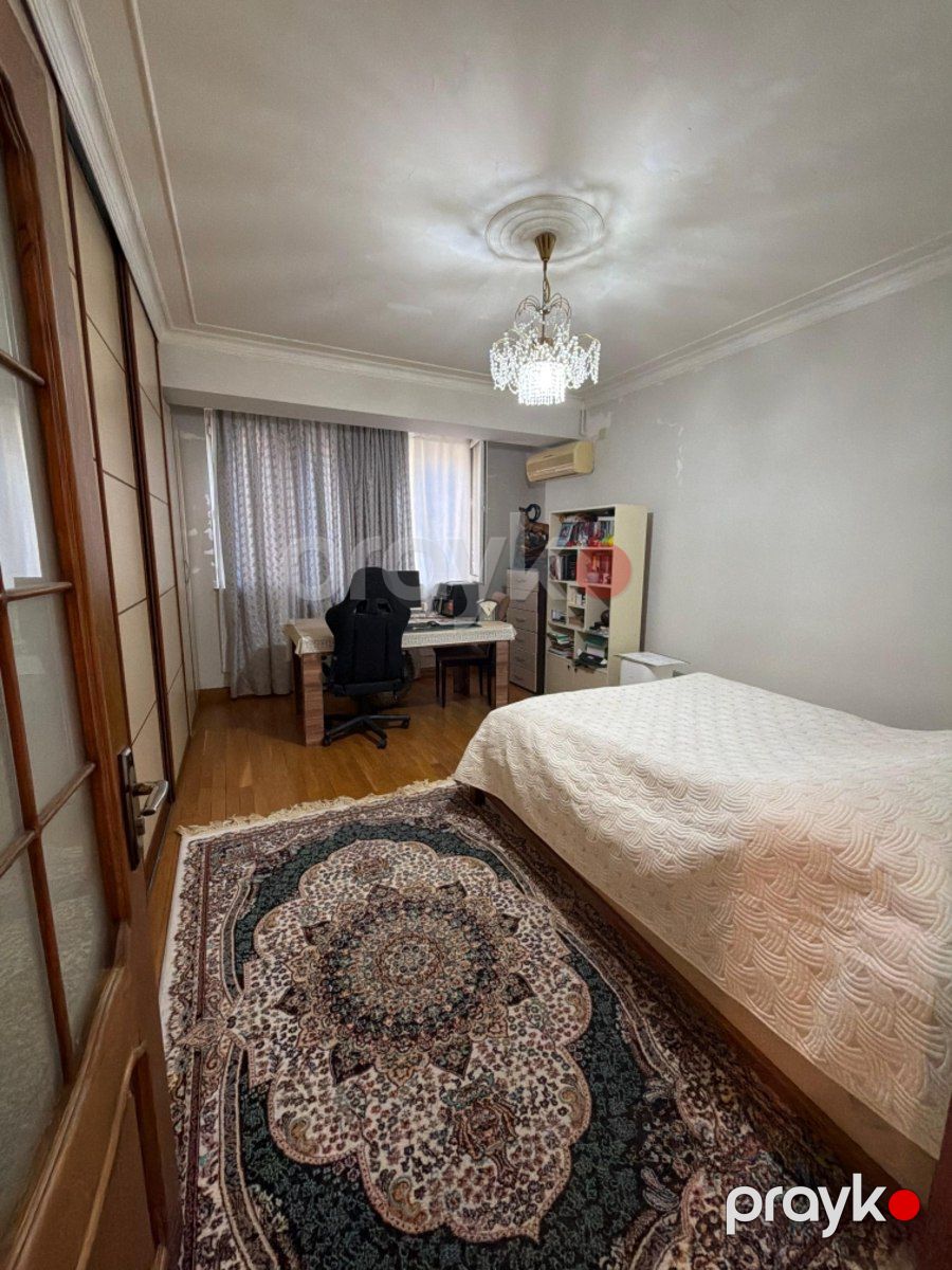 Satılır 4 otaqlı köhnə tikili 90 m² — Mənzil, Bakı (6)