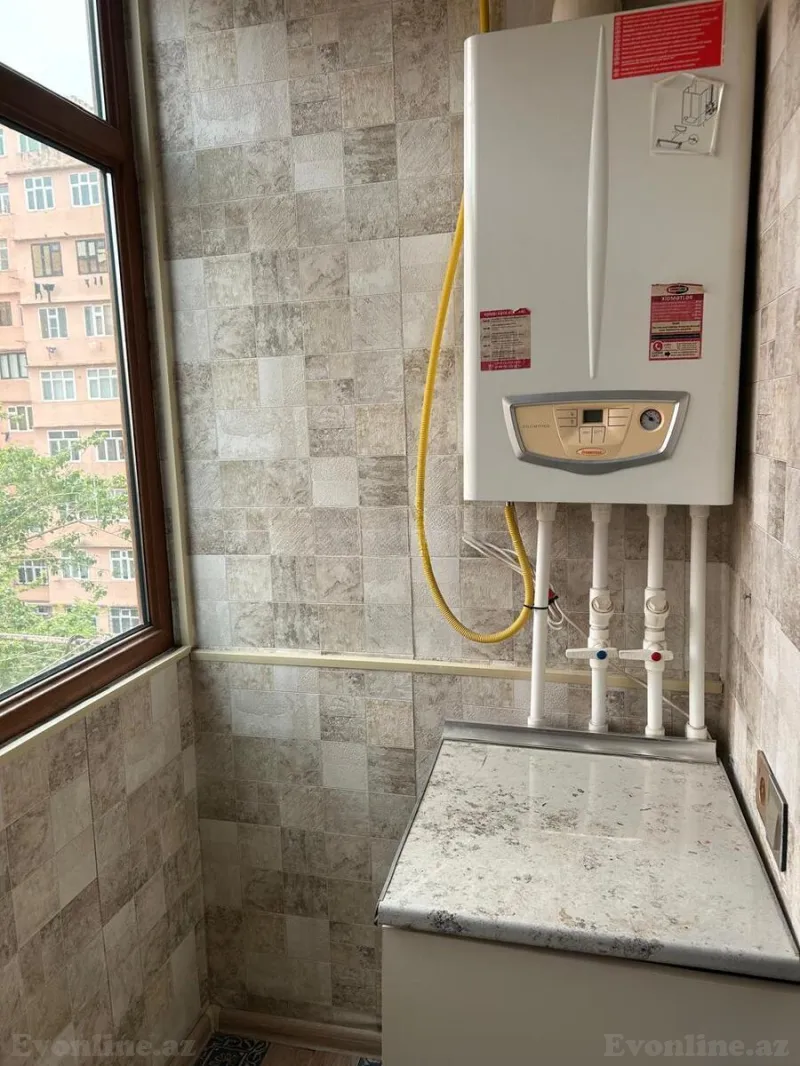 Satılır 2 otaqlı Mənzil Köhnə tikili 40 m² Bakı, Suraxanı r — Mənzil, Bakı (8)