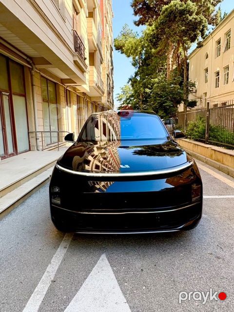 Li Auto L9, 1.5 L, 52.3 kWh, 2024 il, 47 000 km — Bakı