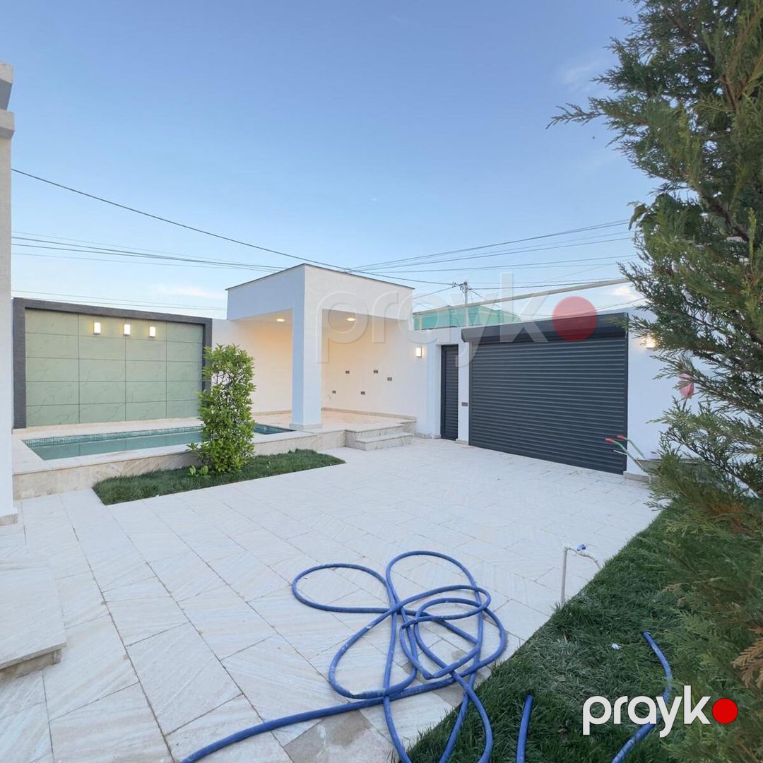 Satılır 4 otaqlı həyət evi/bağ evi 150 m² — Ev, villa, Bakı (8)