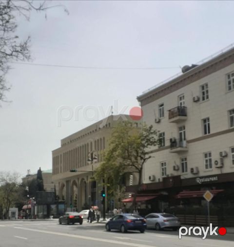 İcarəyə verilir 3 otaqlı köhnə tikili 65 m² — Bakı
