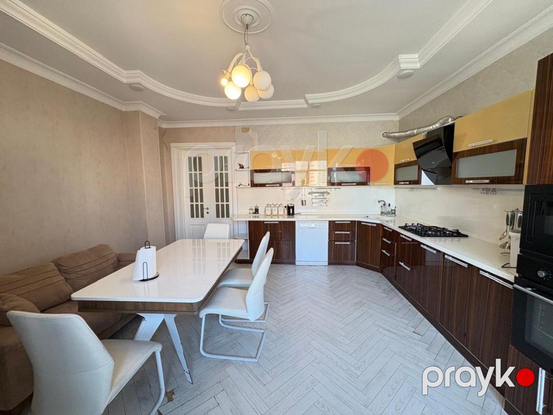 Satılır 6 otaqlı yeni tikili 303 m² — Mənzil, Bakı (11)