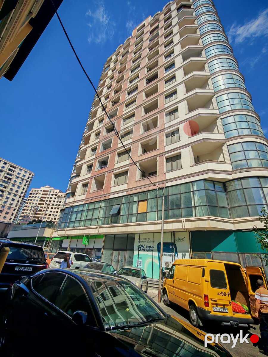 Satılır 5 otaqlı yeni tikili 218 m² — Mənzil, Bakı (2)