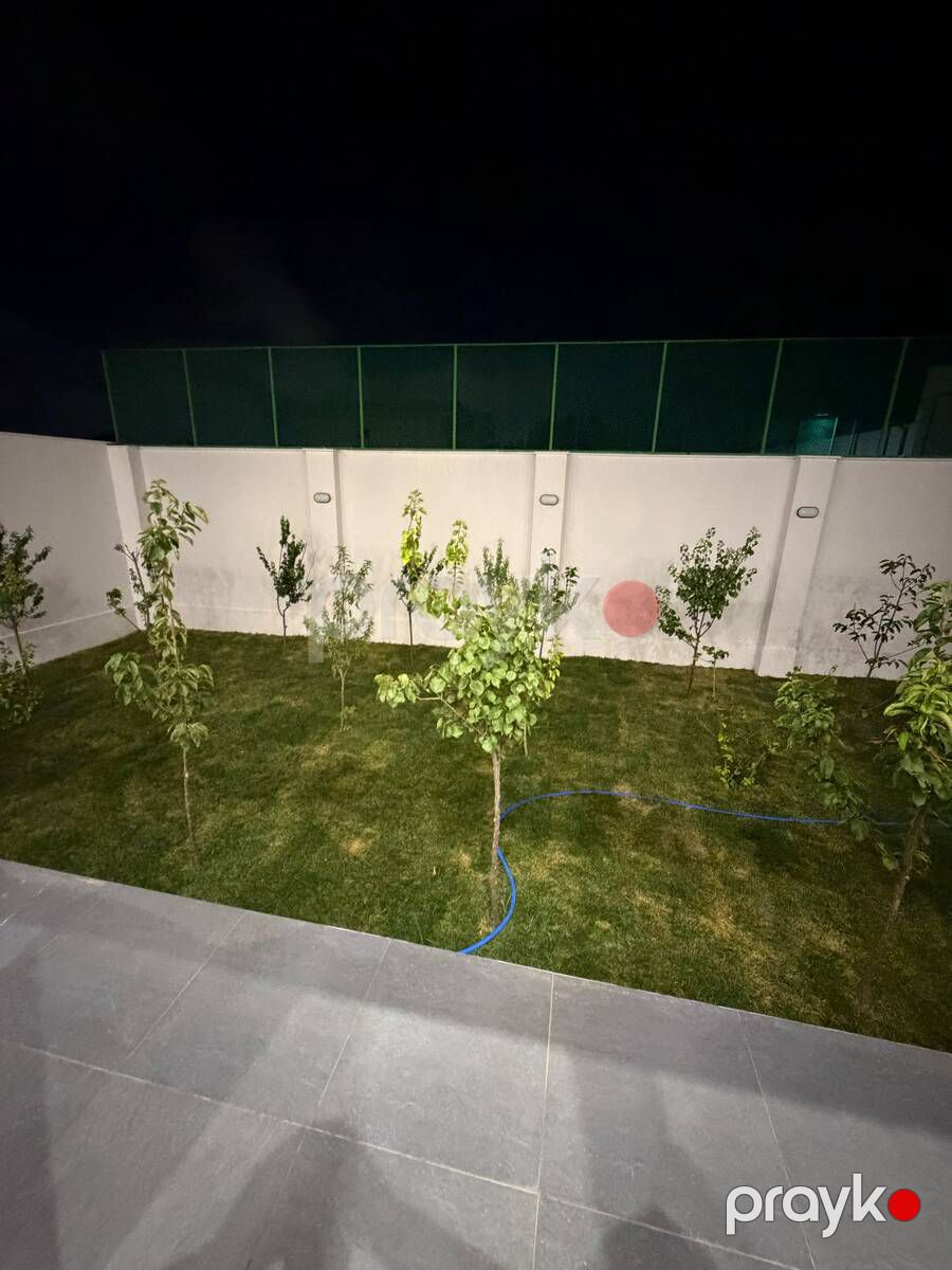 Satılır 5 otaqlı həyət evi/bağ evi 280 m² — Ev, villa, Bakı (10)