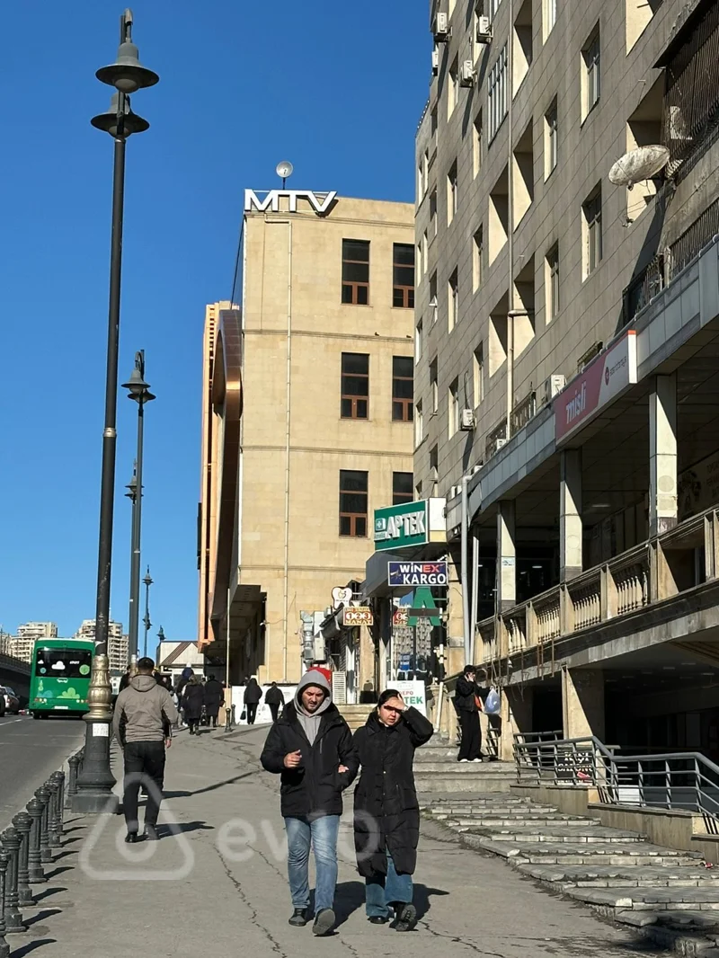 3 otaqlı mənzil, 120 m², Tbilisi prospekti — Mənzil, Bakı (2)