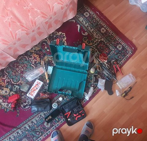 Elektrik və lehimləmə üçün alətlər dəsti Tərkib: - Sərt plastik alət — Bakı