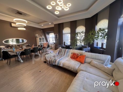 İcarəyə verilir 5 otaqlı yeni tikili 200 m² — Bakı
