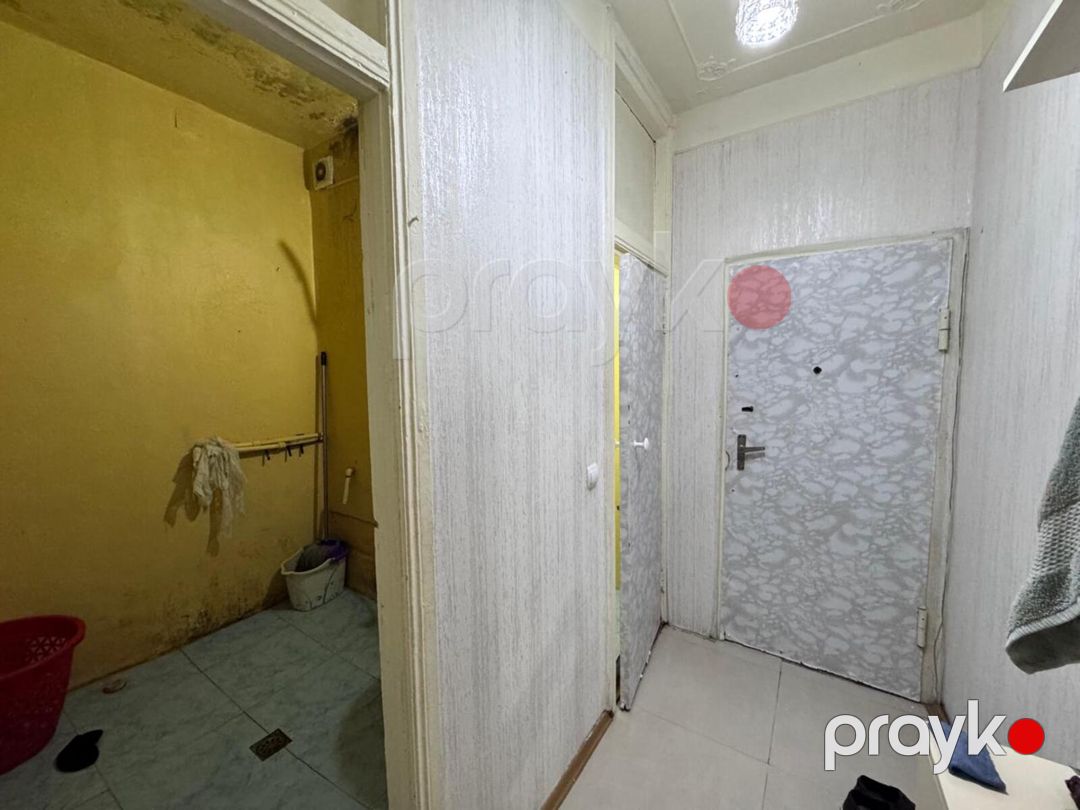 Satılır 2 otaqlı köhnə tikili 50 m² — Mənzil, Bakı (9)