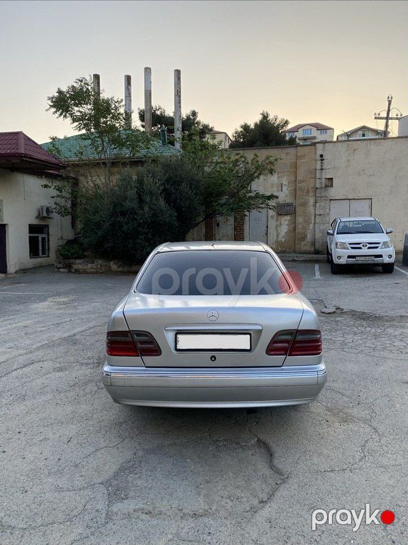 Mercedes E 220, 2.2 L, 2000 il, 327 000 km — Avtomobillər, Bakı (2)