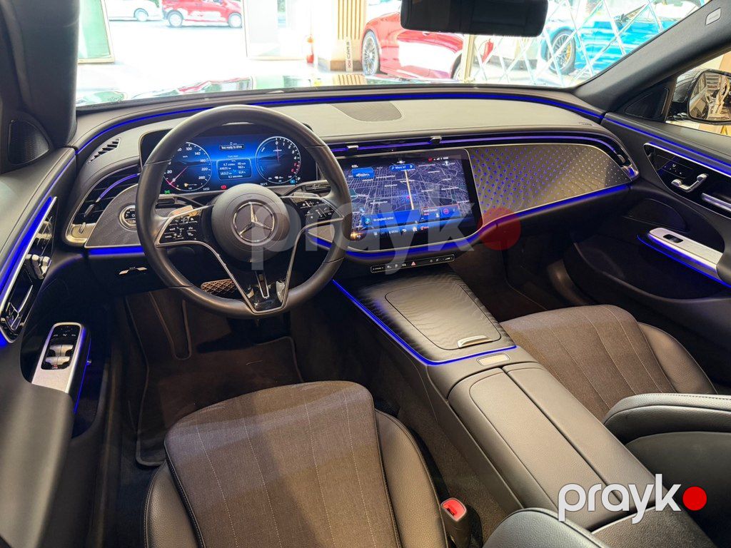 Mercedes E 300 de 4MATIC, 2.0 L, 25.4 kWh, 2024 il, 44 000 km — Avtomobillər, Bakı (10)