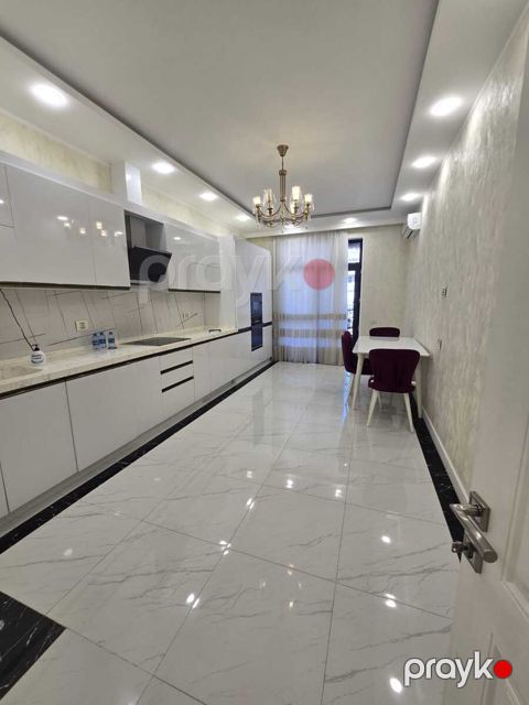 İcarəyə verilir 3 otaqlı yeni tikili 155 m² — Bakı
