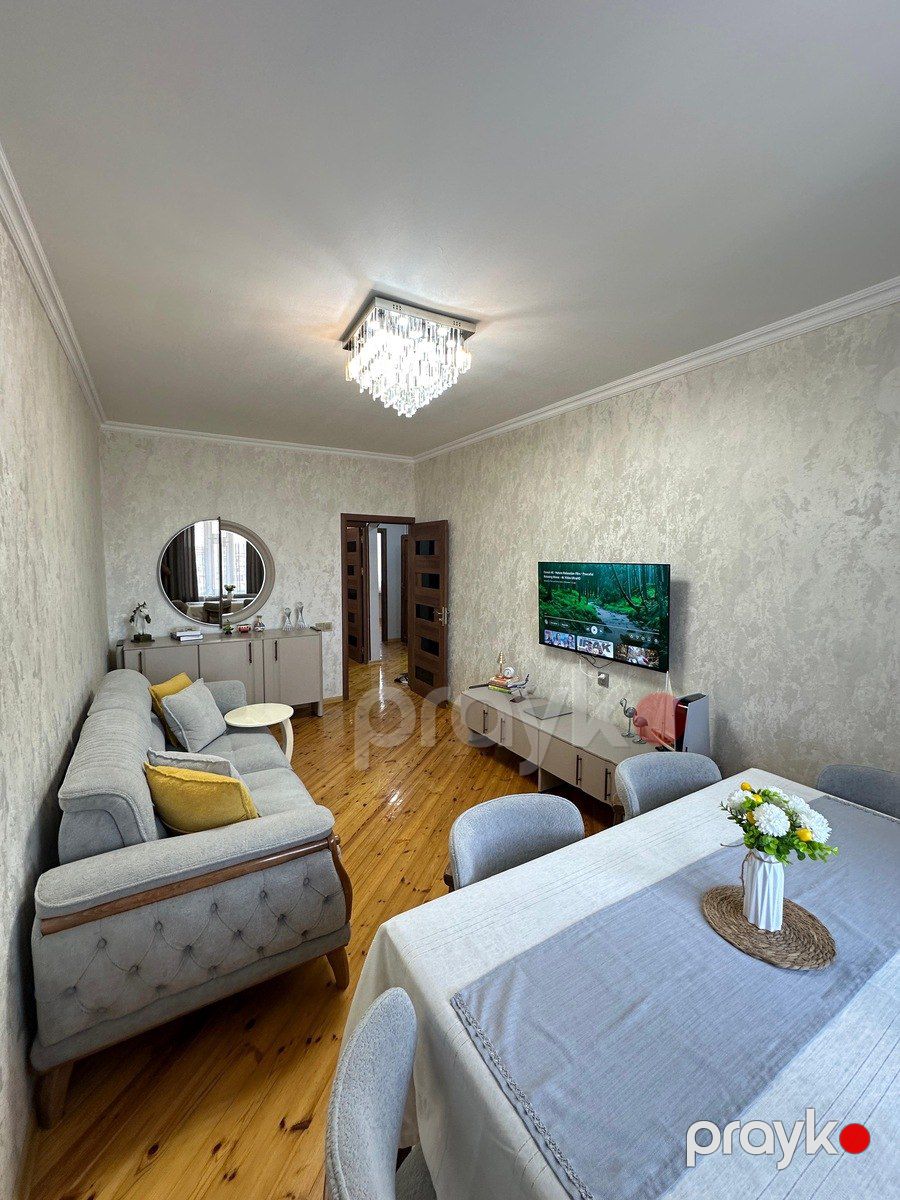 Satılır 2 otaqlı köhnə tikili 62 m² — Mənzil, Bakı (3)