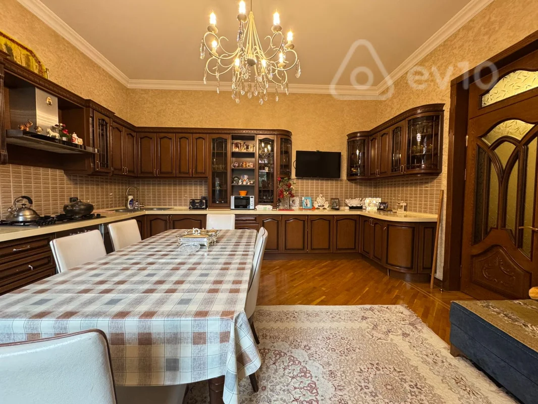 6 otaqlı həyət evi, 480 m², Q.Qarayev pr — Ev, villa, Bakı (8)