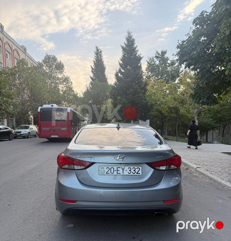 Hyundai Avante, 1.6 L, 2015 il, 194 000 km — Avtomobillər, Gəncə (12)