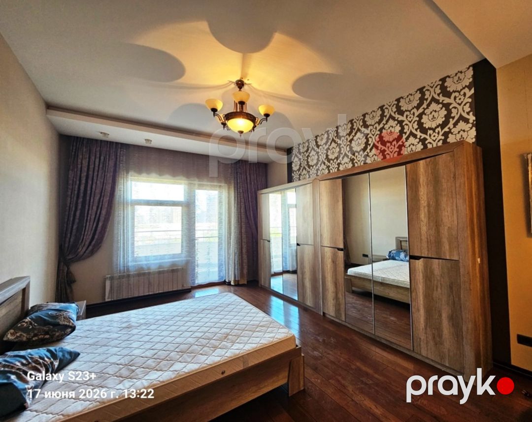 Satılır 4 otaqlı yeni tikili 200 m² — Mənzil, Bakı (10)
