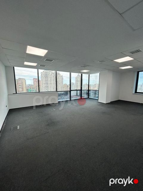 İcarəyə verilir 13 otaqlı ofis 600 m² — Bakı