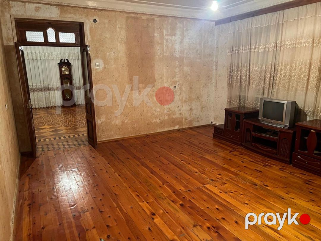 Satılır 8 otaqlı həyət evi/bağ evi 600 m² — Ev, villa, Bakı (11)