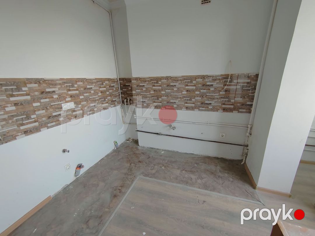 Satılır 2 otaqlı köhnə tikili 65 m² — Mənzil, Bakı (7)