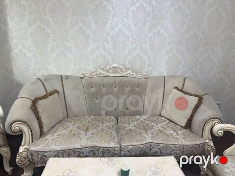 Divan, İşlənmiş, Açılmayan, Bazasız, Vеlur parça, Çatdırılma yoxdur — Bakı
