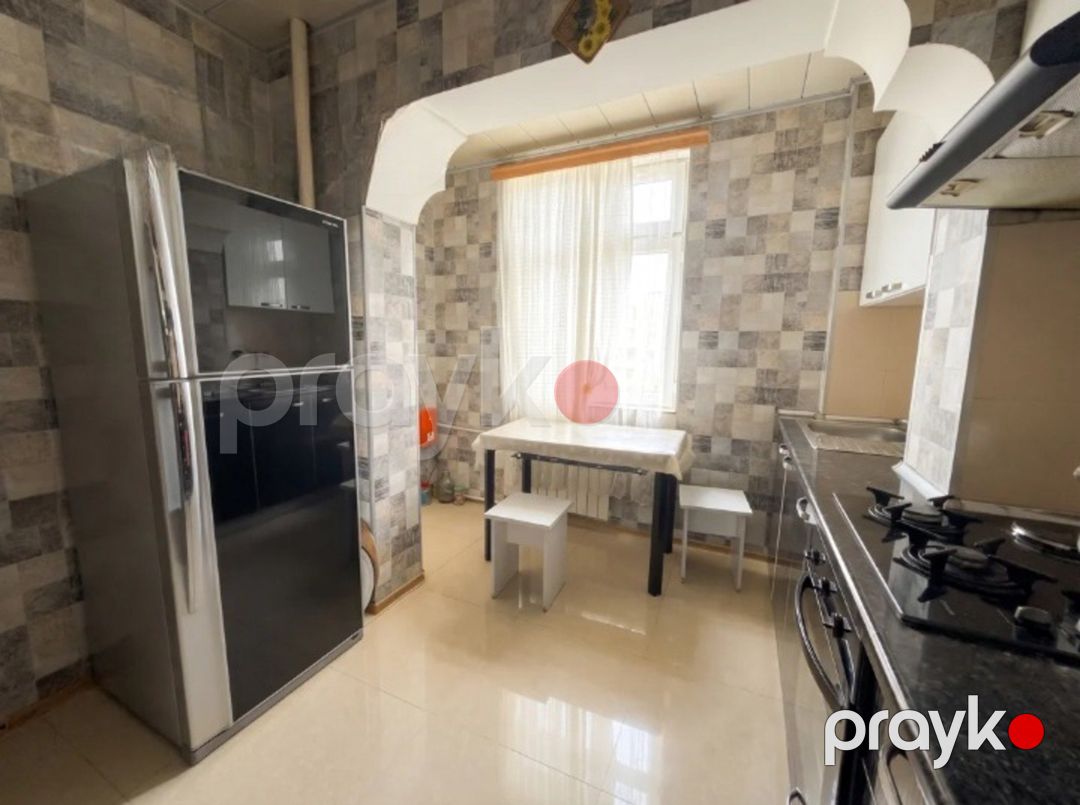 Satılır 4 otaqlı köhnə tikili 100 m² — Mənzil, Bakı (9)