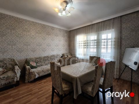 Satılır 3 otaqlı köhnə tikili 80 m² — Bakı