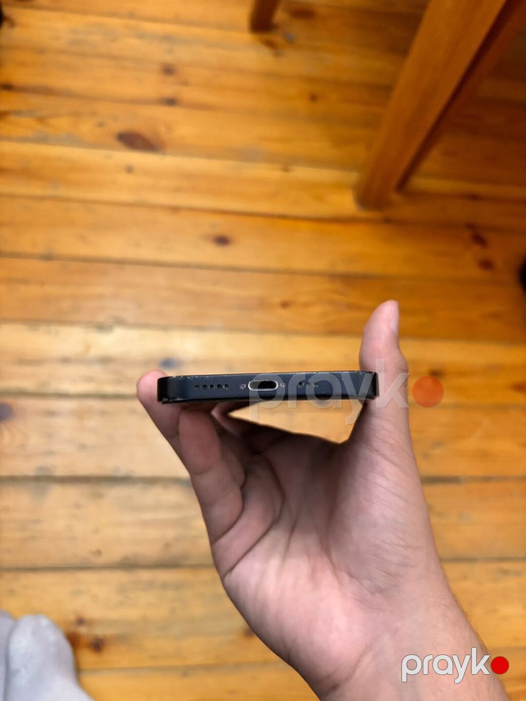 Qara, Face ID — Apple iPhone, Bakı (2)