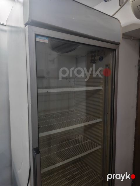 Frigoglass CMV 550 vitrin soyuducu - Brend/model: Frigoglass CMV 550 — Bakı